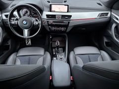 Fahrzeugabbildung BMW X1 20d xDrive M Sport NAVI KEYLESS HIFI 19'