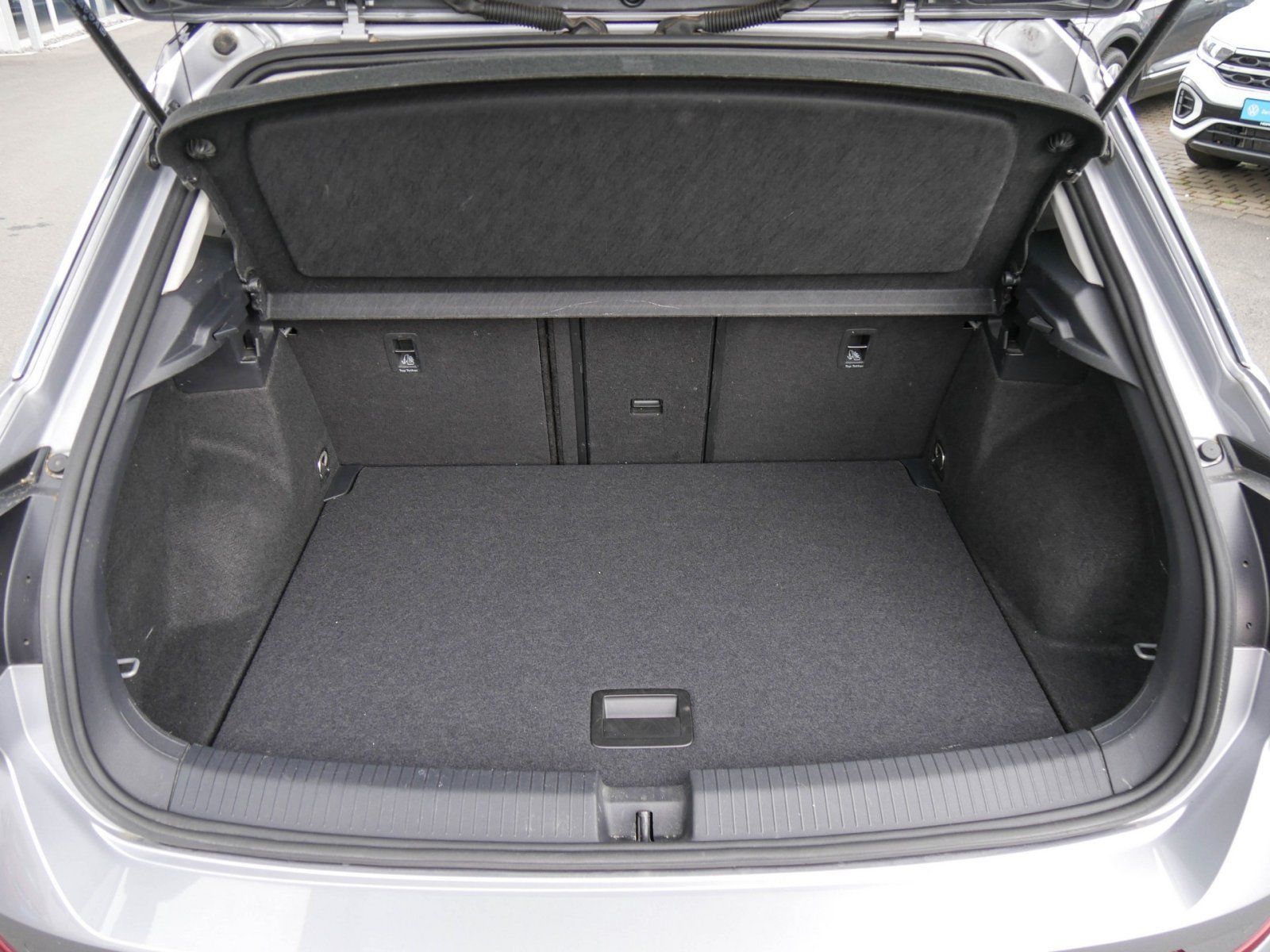Volkswagen T-Roc - Bild 13