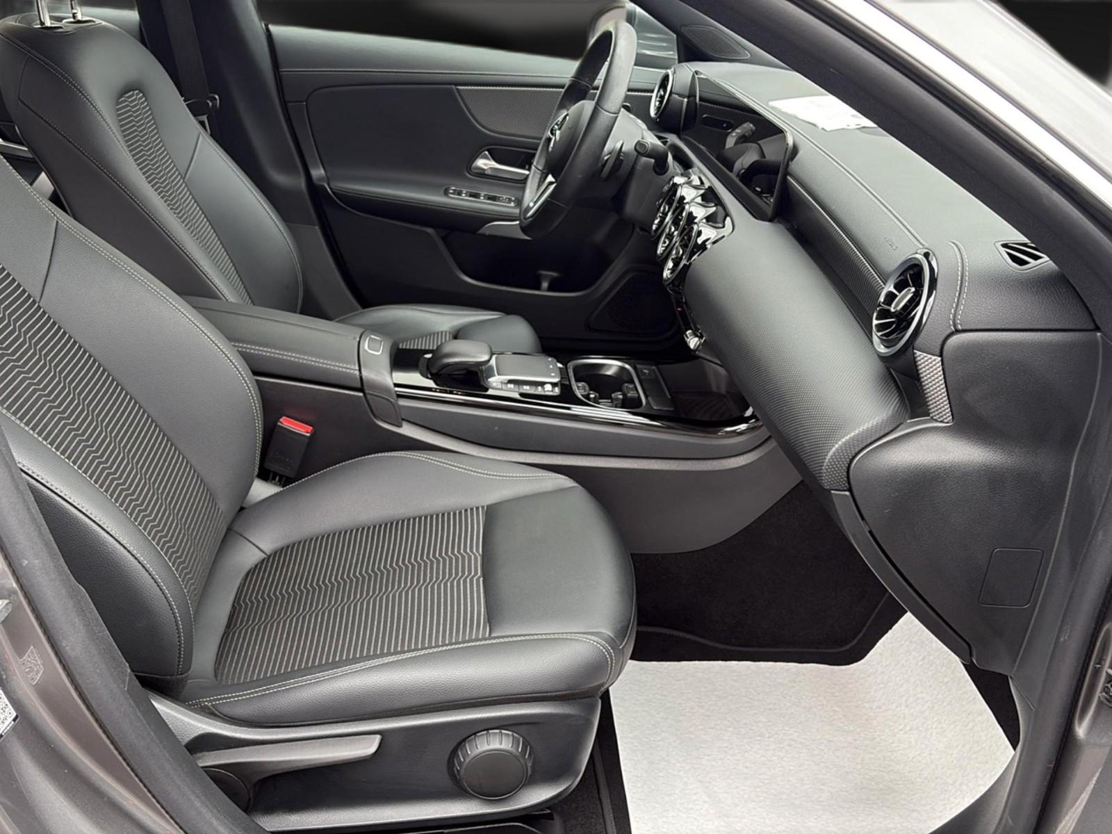 Mercedes-Benz CLA 200 SB Progressive Navi*Teilleder*DAB*1Hand, миниатюра 18