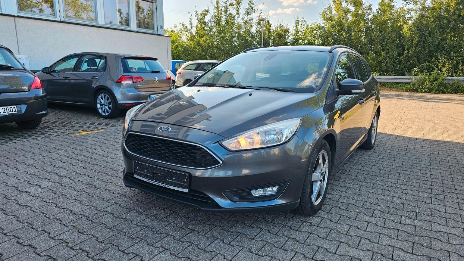 Ford Focus Turnier Business,Klima,Parktronic,Navi