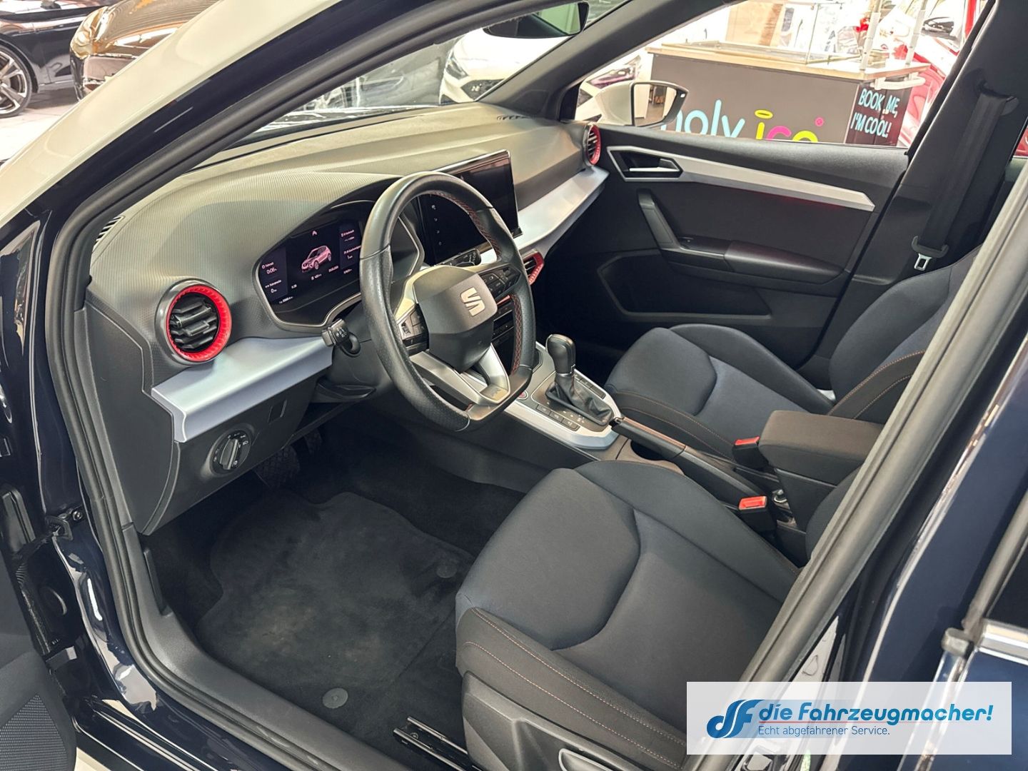 Fahrzeugabbildung SEAT Arona FR Navi Digitales Cockpit LED Sperrdiff. A