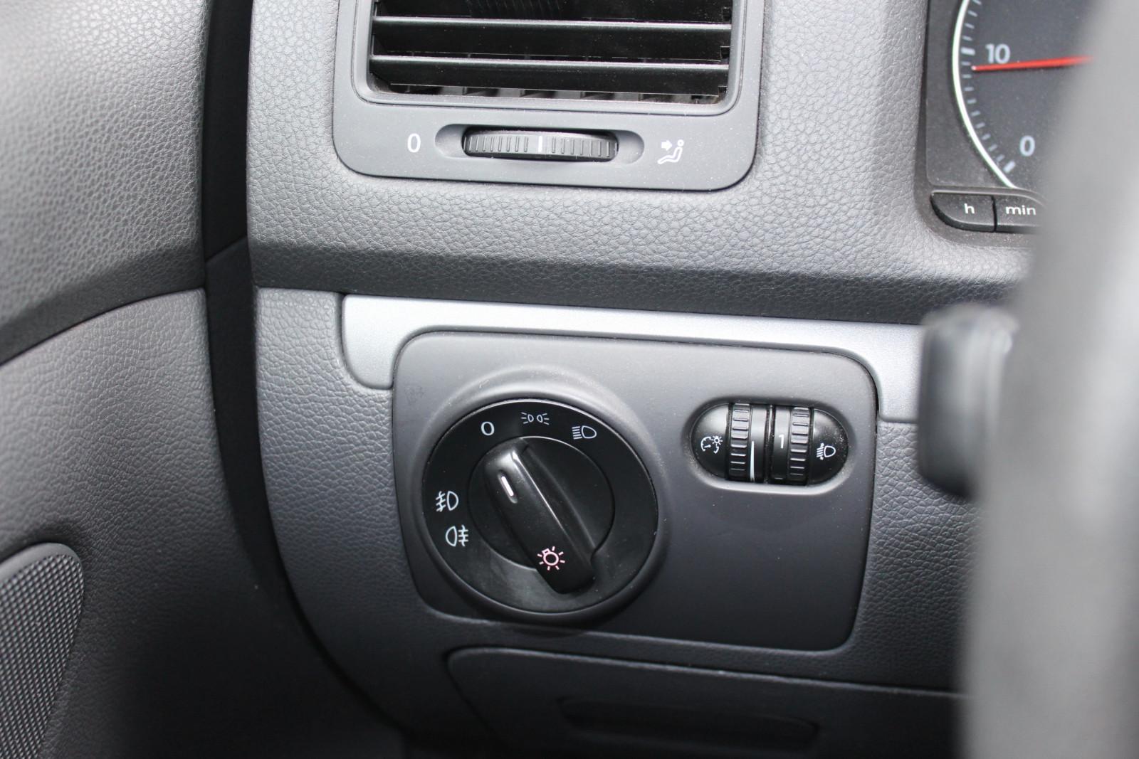 Volkswagen Golf 2009 — photo 14