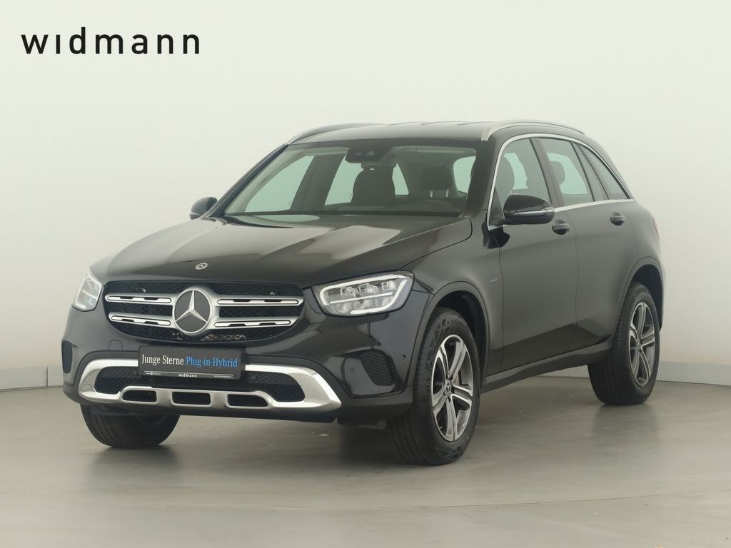 Image of Mercedes-Benz GLC 300
