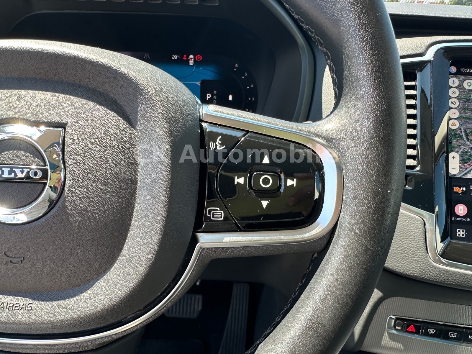 Fahrzeugabbildung Volvo XC90 B5 Plus Bright AWD 7Sitze/Navi/Pano/360°Kam