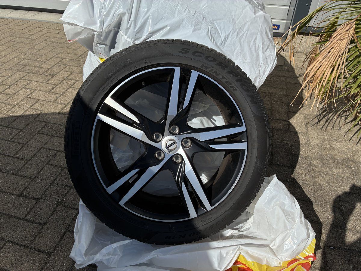 Volvo XC40 - Bild 19