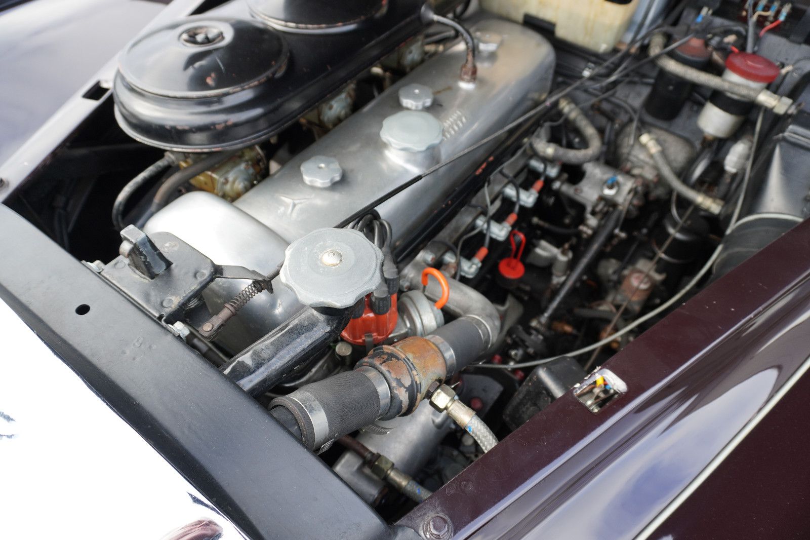 Fahrzeugabbildung Mercedes-Benz 300 S Cabriolet W 188