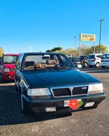 Lancia Thema 2.0 i.e. 16V - Lancia Thema mit Benzin-Antrieb