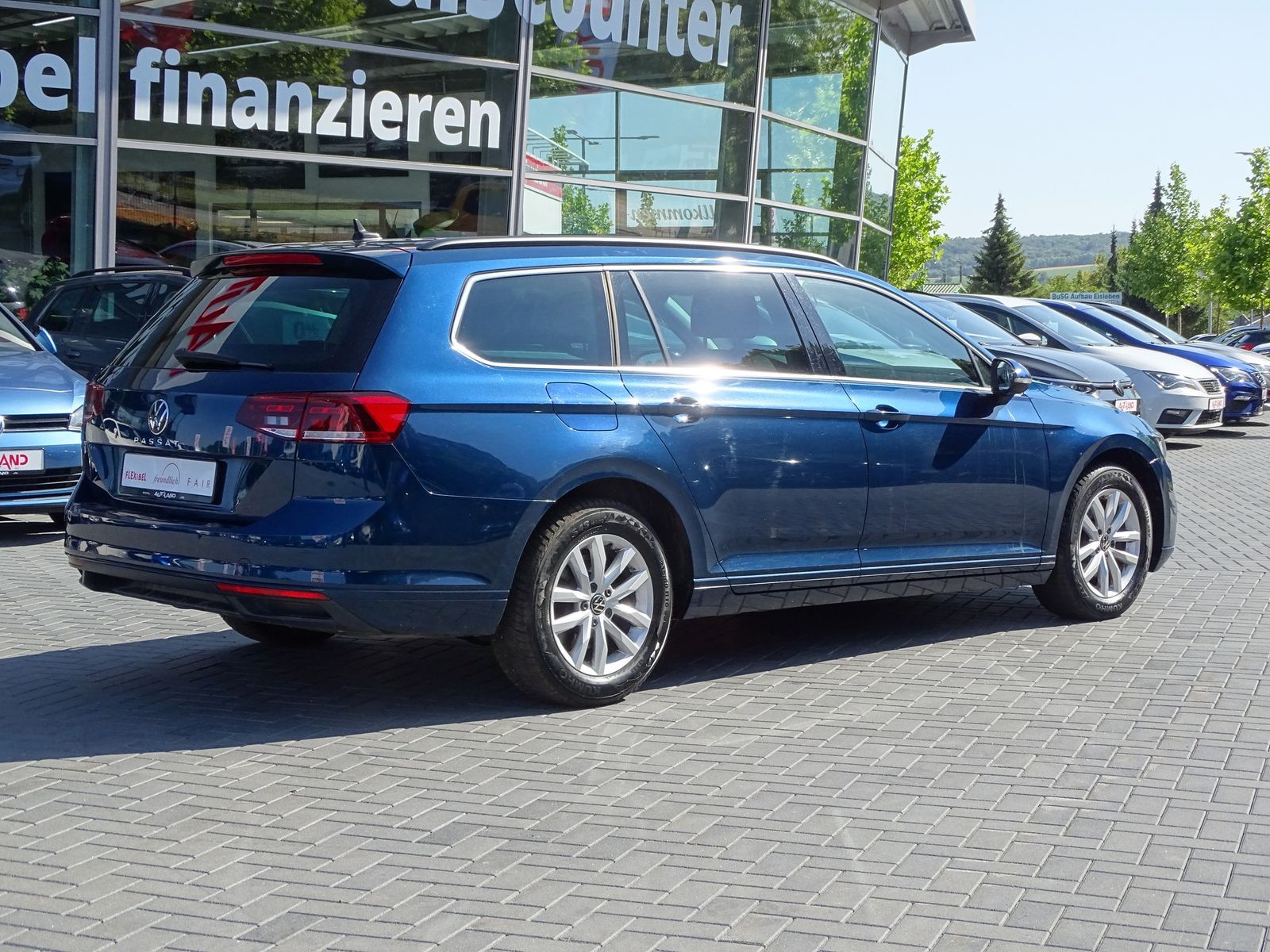 Volkswagen Passat Variant 1.5 TSI Business LED ACC Navi AHK foto 5