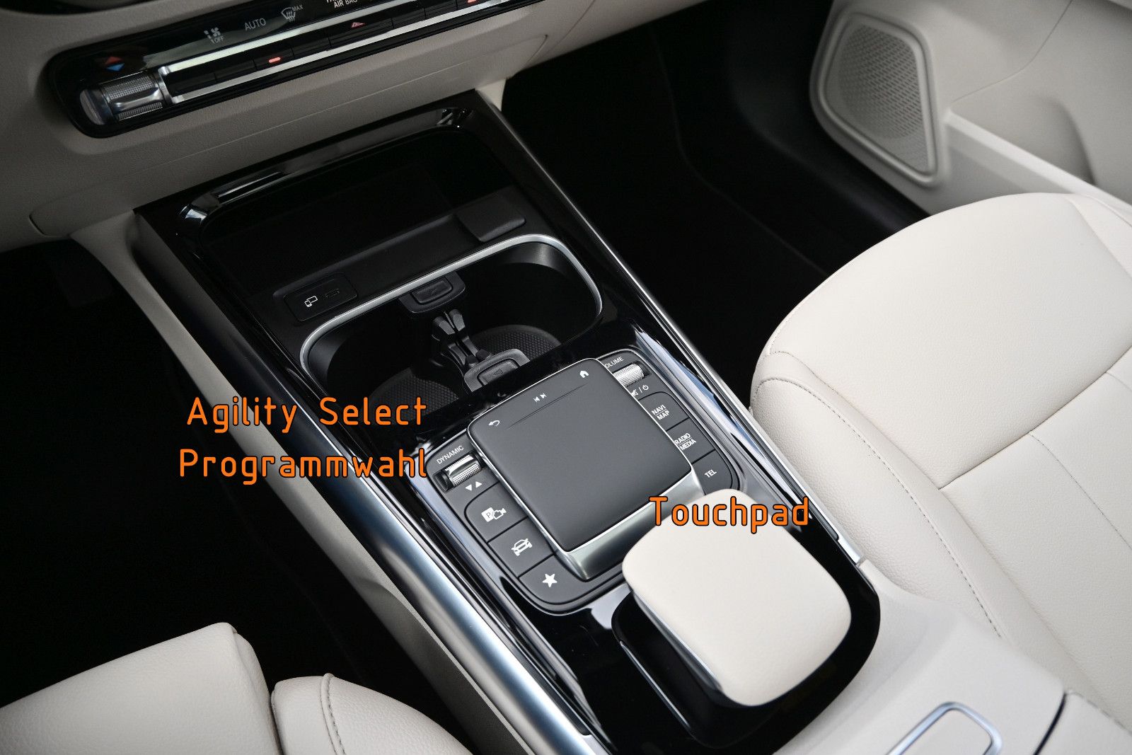 Fahrzeugabbildung Mercedes-Benz GLA 200 d 4MAT. Progressive °AHK°PANORAMA°