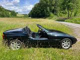 BMW Z1 Traumschwarz metallic - BMW Z1 mit Benzin-Antrieb: Cabrio