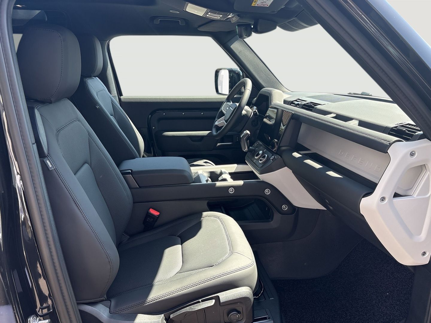 Land Rover Defender 90 3.0 D200 S 20'' AHK Black Paket Luft imagem 3
