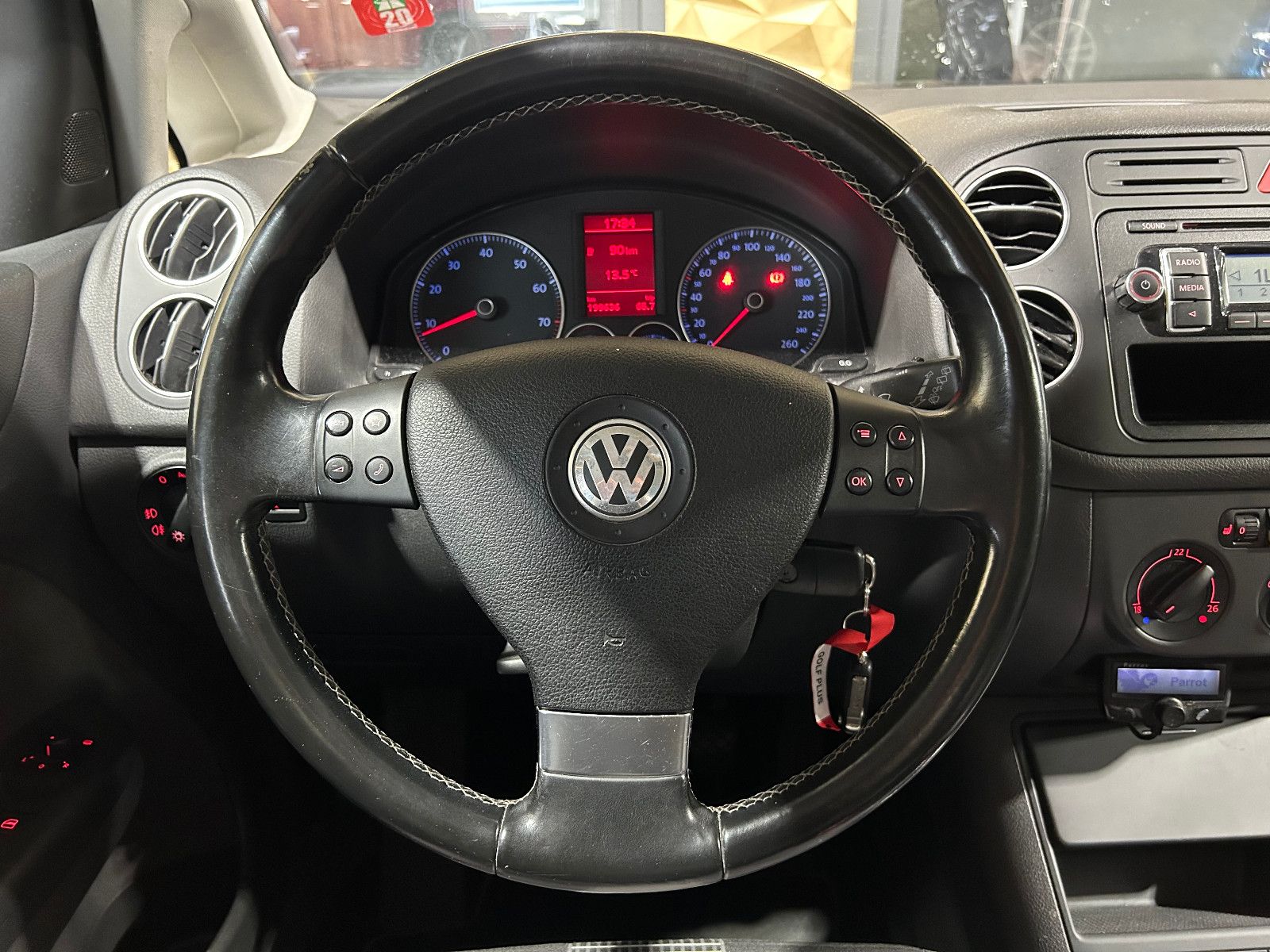 Fahrzeugabbildung Volkswagen Golf Plus V United/XENON/SCHIEBE/PDC/TEMPOMAT