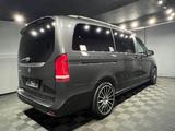 Mercedes-Benz V 300 d AMG Lang|LEDER|LED|DESING|TISCH|NAVI|AHK - : Schwarz, Van