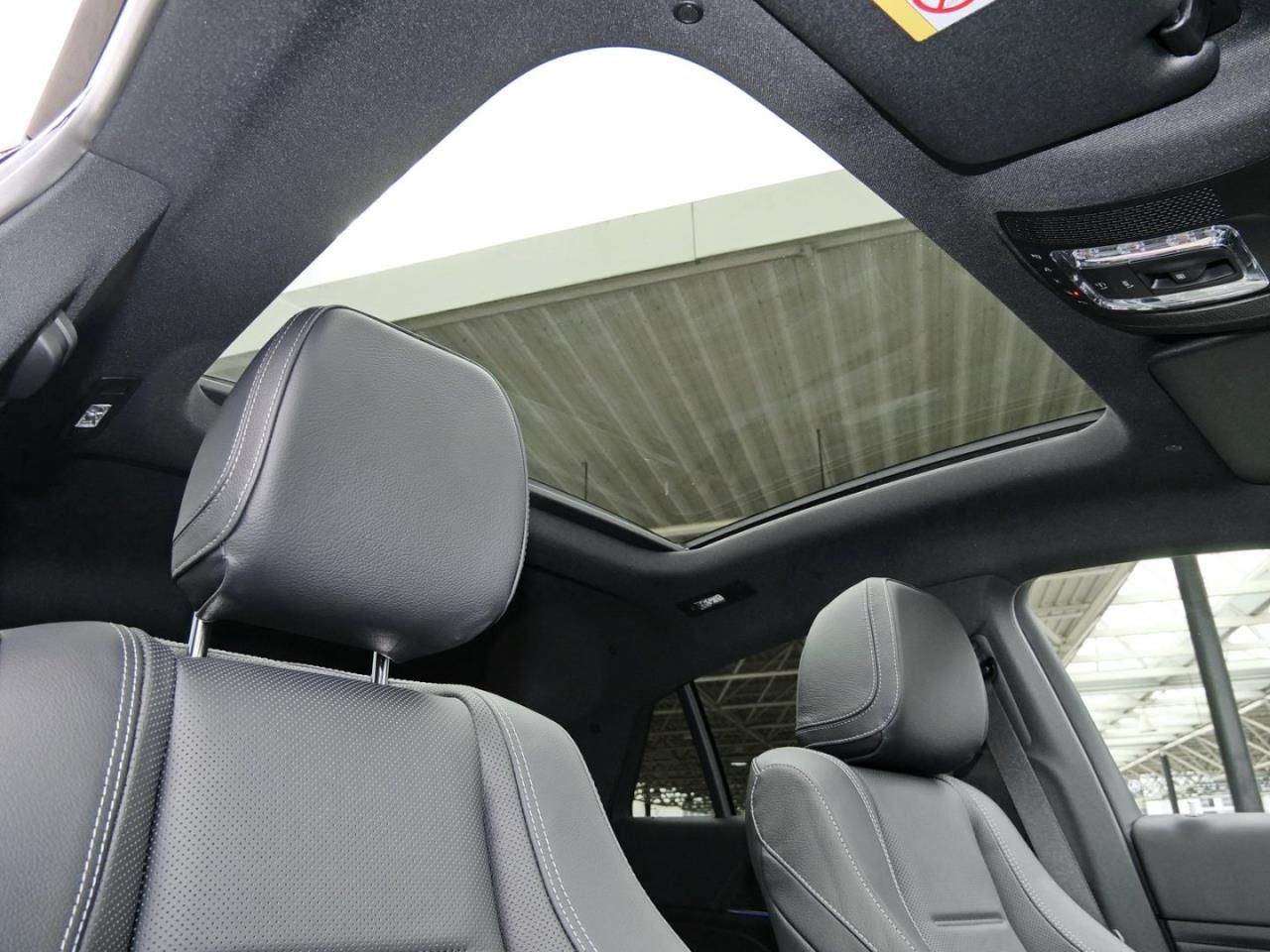 Mercedes-Benz GLE 300 d 4MATIC Coupé AMG Night Panorama 360° foto 22