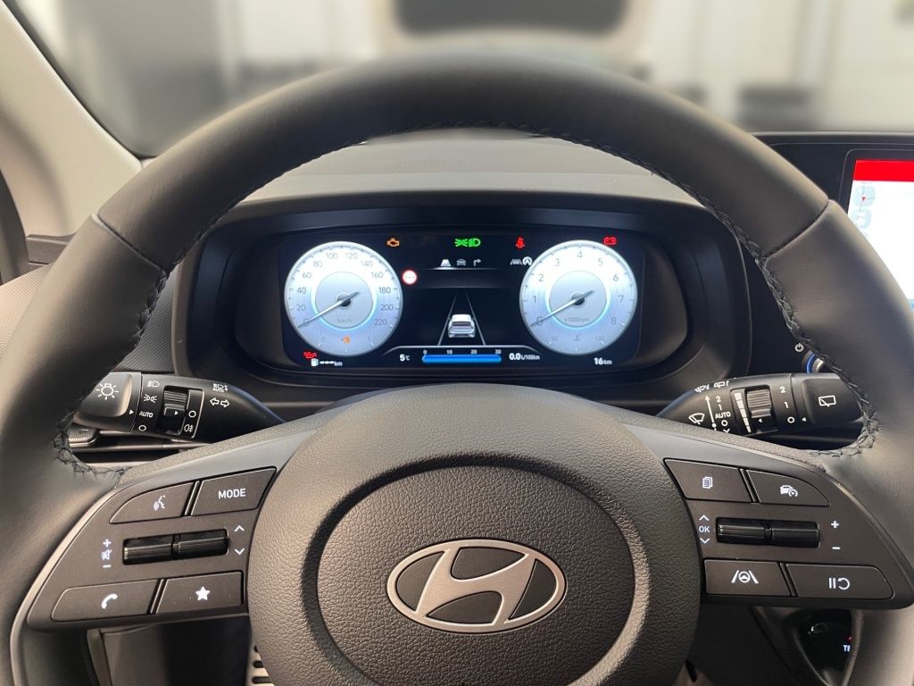 Fahrzeugabbildung Hyundai BAYON FL (MY25) 1.0 T-GDI (100 PS) 6-MT 2WD Prim