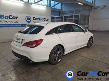 Mercedes CLA 200 - 3