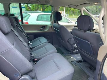 Fahrzeugabbildung Renault Espace IV 2.0 Expression*AHK*PDC*