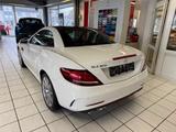 Mercedes-Benz SLC 200 RedArt Edition AMG Line - Mercedes-Benz SLC 200: 3 Türen