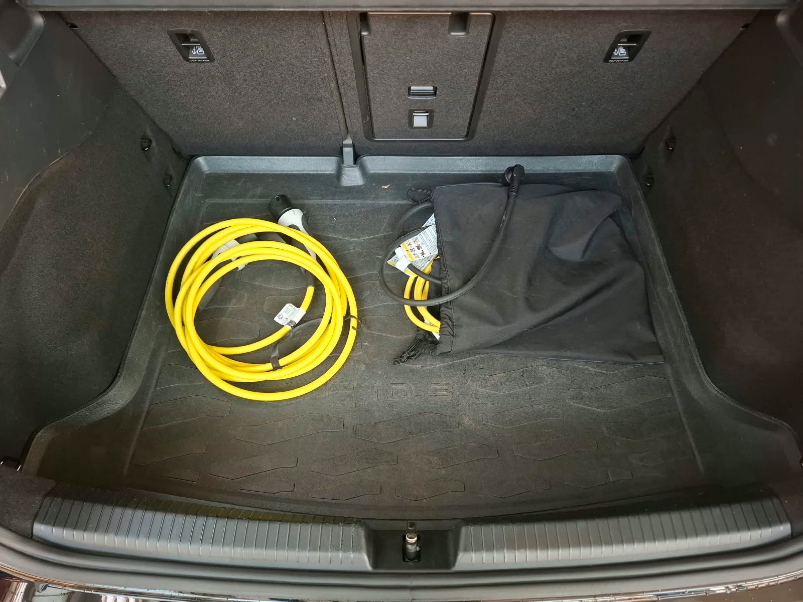 Fahrzeugabbildung Volkswagen ID.3 Pro 150 kW +ACC +IQ.Light +Kamera +AHK+Navi