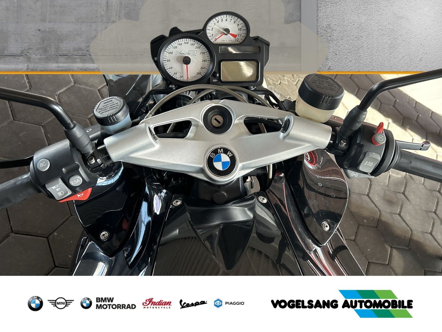 Fahrzeugabbildung BMW K 1200 R Sportrad, ESA, Heizgriffe, Integral-ABS