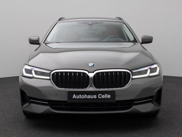 BMW 520d Kamera HUD DAB Lenkrhzg Massage AHK Alarm