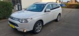 Mitsubishi Outlander Diamant Edition 4WD LEDER NAVI 7SITZER - Mitsubishi Outlander in Aachen