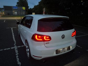 Volkswagen Golf - 5
