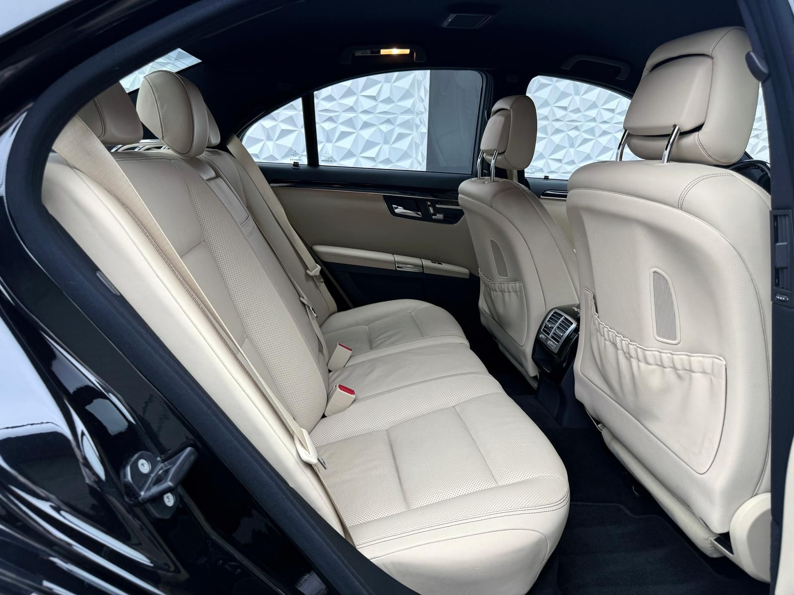 Fahrzeugabbildung Mercedes-Benz CGI 4.7 V8 LIEBHABERSTK/DESIGNO/AIRMATIC/DISTRO