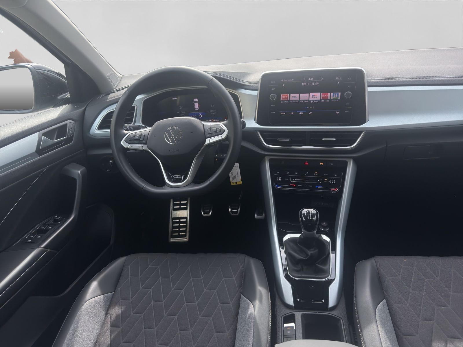 Volkswagen T-Roc - Bild 5