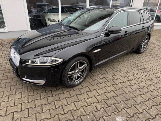 Jaguar XF Sportbrake 2.2 Aut/Xen/Leder/Navi/Schiebedach