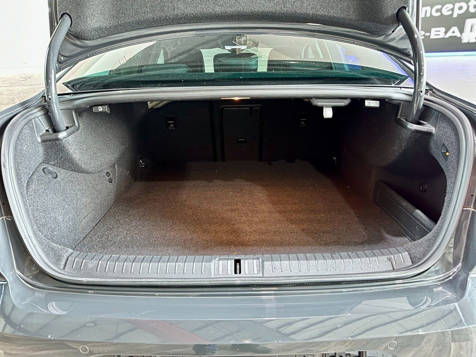 Fahrzeugabbildung Volkswagen Passat Lim. GTE 1,4TSI *DSG*AHK*Standh*ACC*Sound