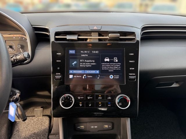 Fahrzeugabbildung Hyundai Tucson Pure 2WD CarPlay Kamera Tempomat Klima DA