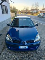 Renault Clio 1.2 cat 3 porte Access Authentique - gebrauchte Renault Clio aus dem Jahr 2004