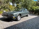 Jaguar XJ 40 - Jaguar XJ40 mit Benzin-Antrieb