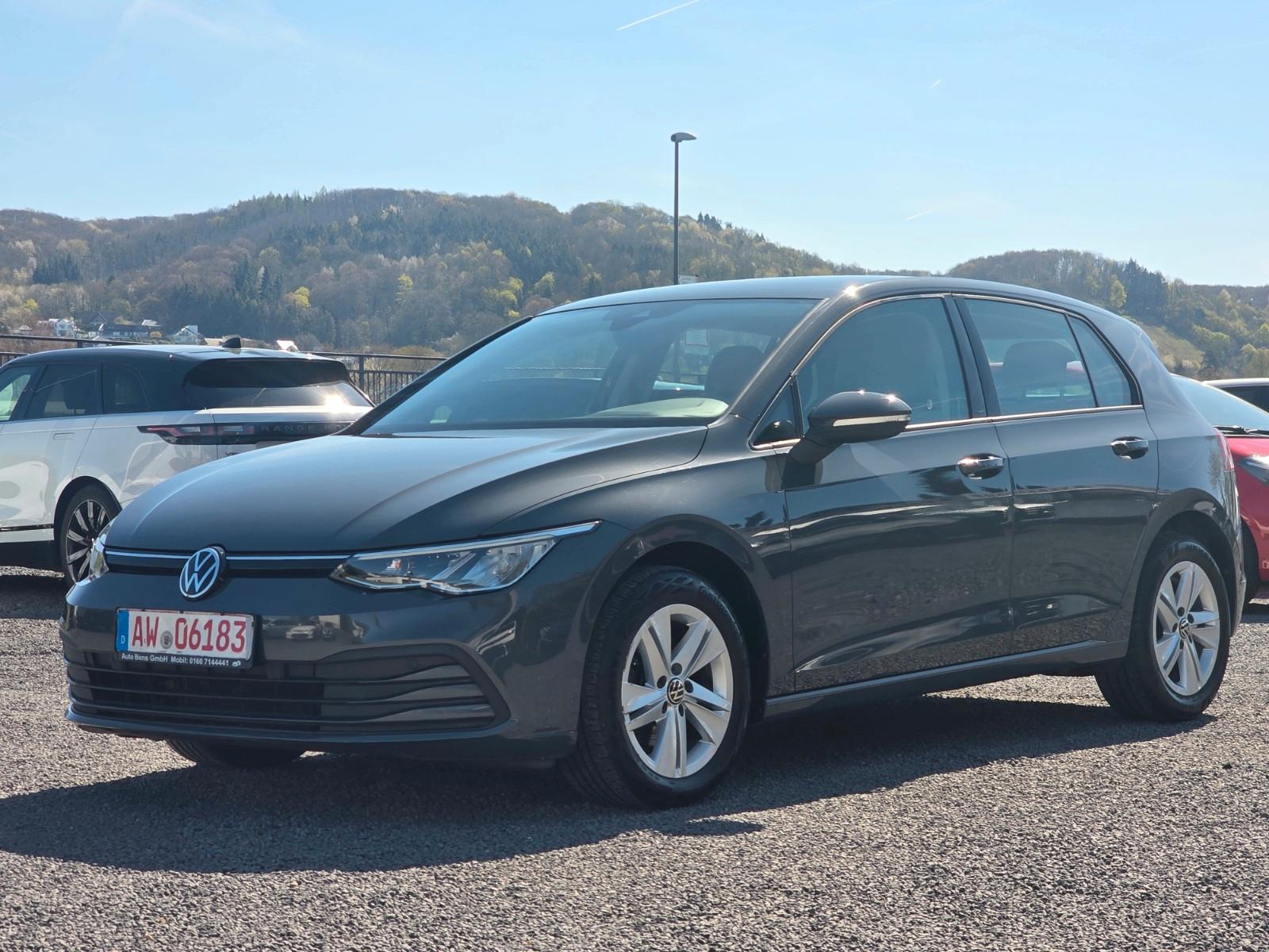 Volkswagen Golf VIII Lim. Life Travel