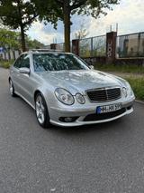 Mercedes-Benz E 320 AVANTGARDE *2. Hand* *126.000km* - Mercedes-Benz E 320 mit Benzin-Antrieb: Limousine
