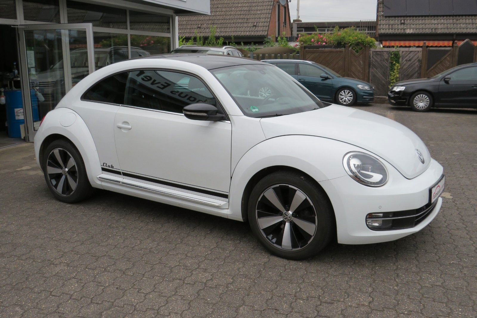 Fahrzeugabbildung Volkswagen Beetle Lim. Club XENON NAVI APP-CONNECT PDC 18`