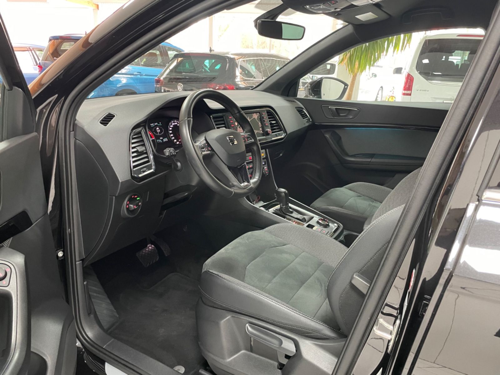 Fahrzeugabbildung SEAT Ateca Xcellence 4Drive Automatik