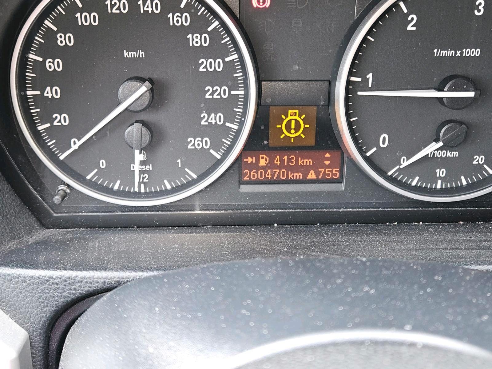 BMW 318 2012 — photo 6