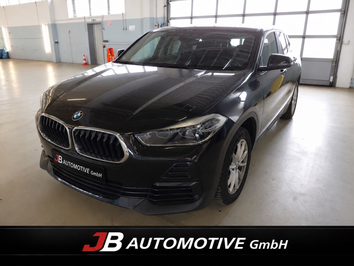 BMW X2 sDrive 18i Advantage Plus NAVI SHZ Tempo LED