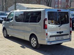 Fahrzeugabbildung Trafic Combi L2H1 3,0t Evolution 8 Sitzer 2.0 BL