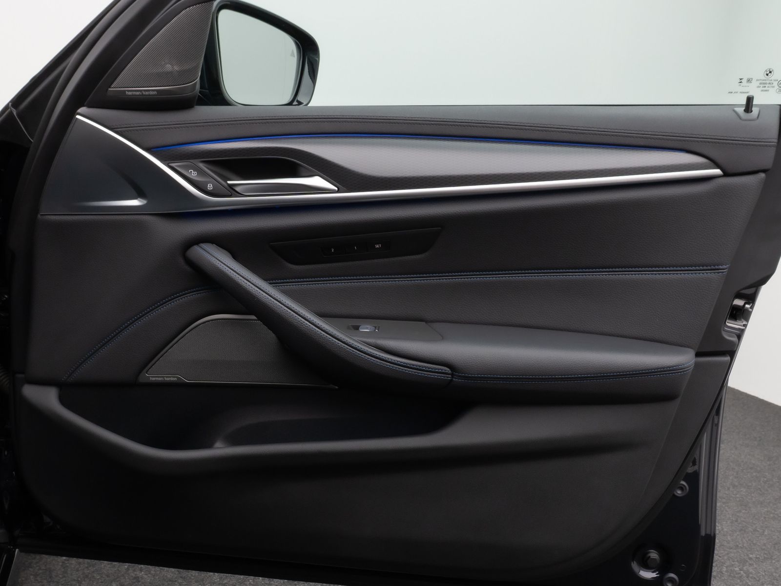 Fahrzeugabbildung BMW M550i xD Kamera Laser HUD DAB H/K 4xKlima Komfor