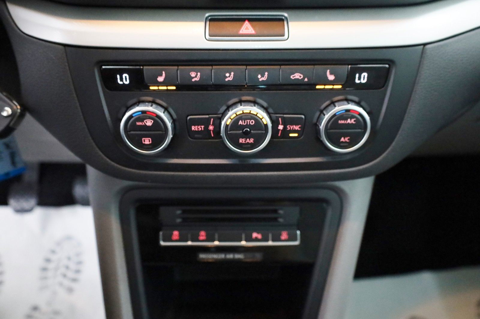 Fahrzeugabbildung SEAT Alhambra Style,Navi,Kamera,Panorama,DAB ,SH, +WR