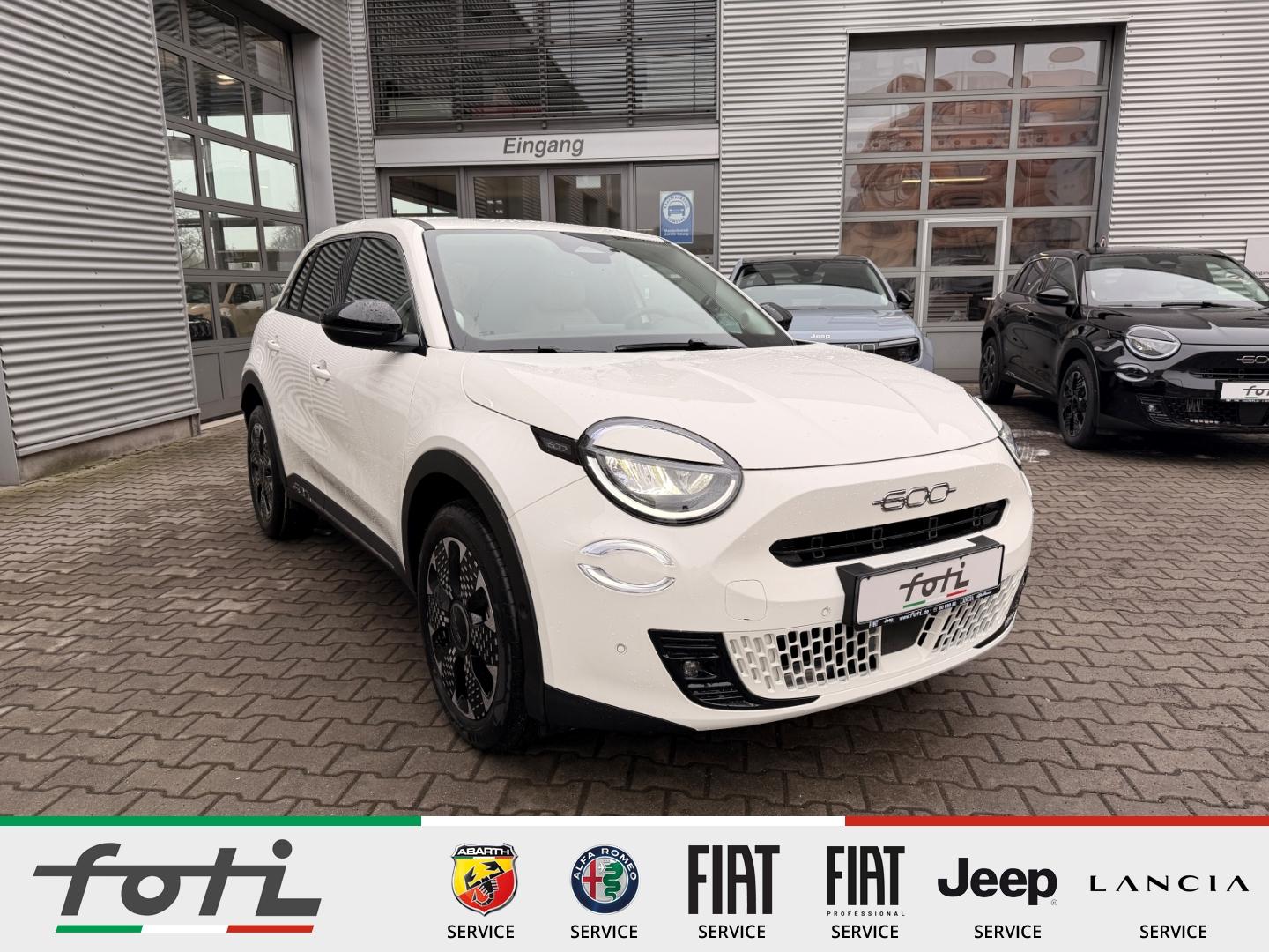Fiat 600 1.2 110PS La Prima Automatik Leder Navi