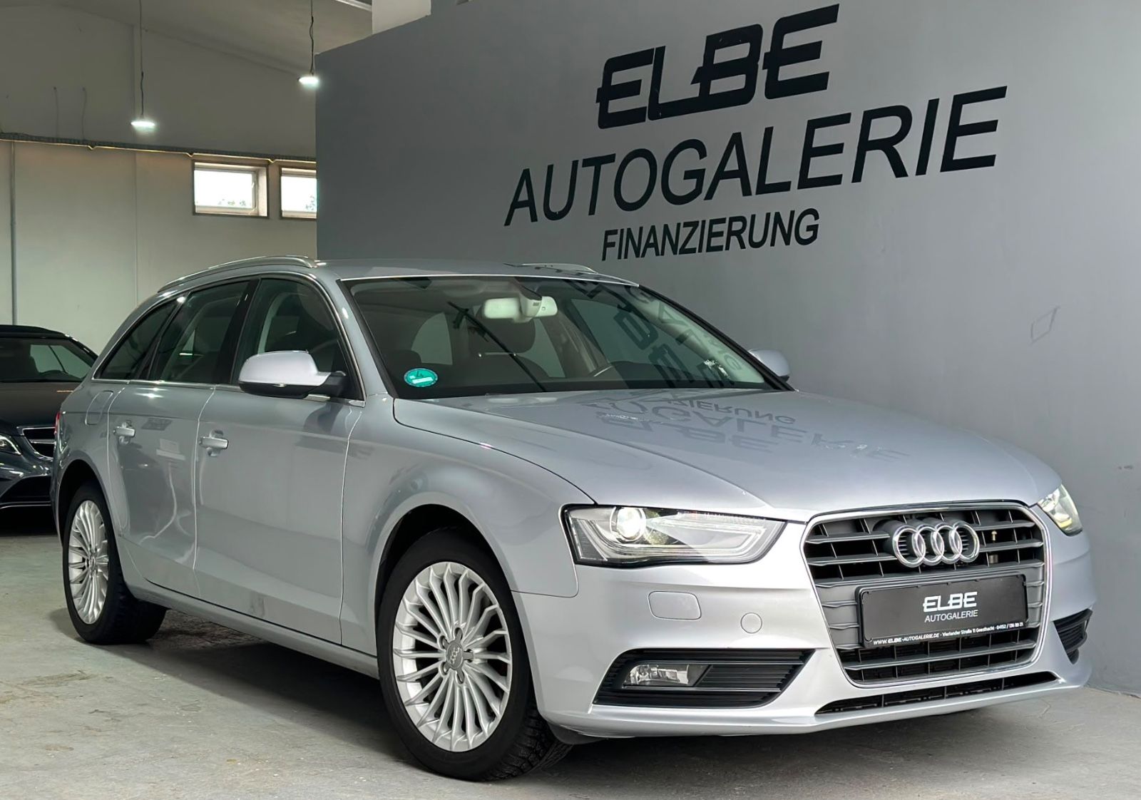 Audi A4 - 1