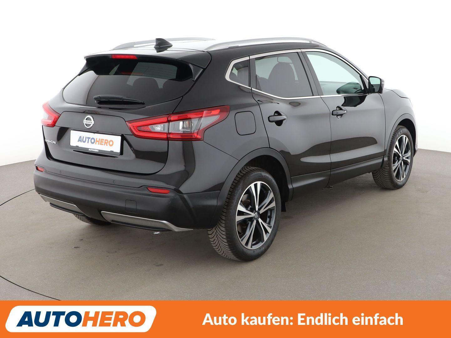 Nissan Qashqai 1.3 DIG-T N-Connecta*NAVI*CAM*TEMPO*PDC*