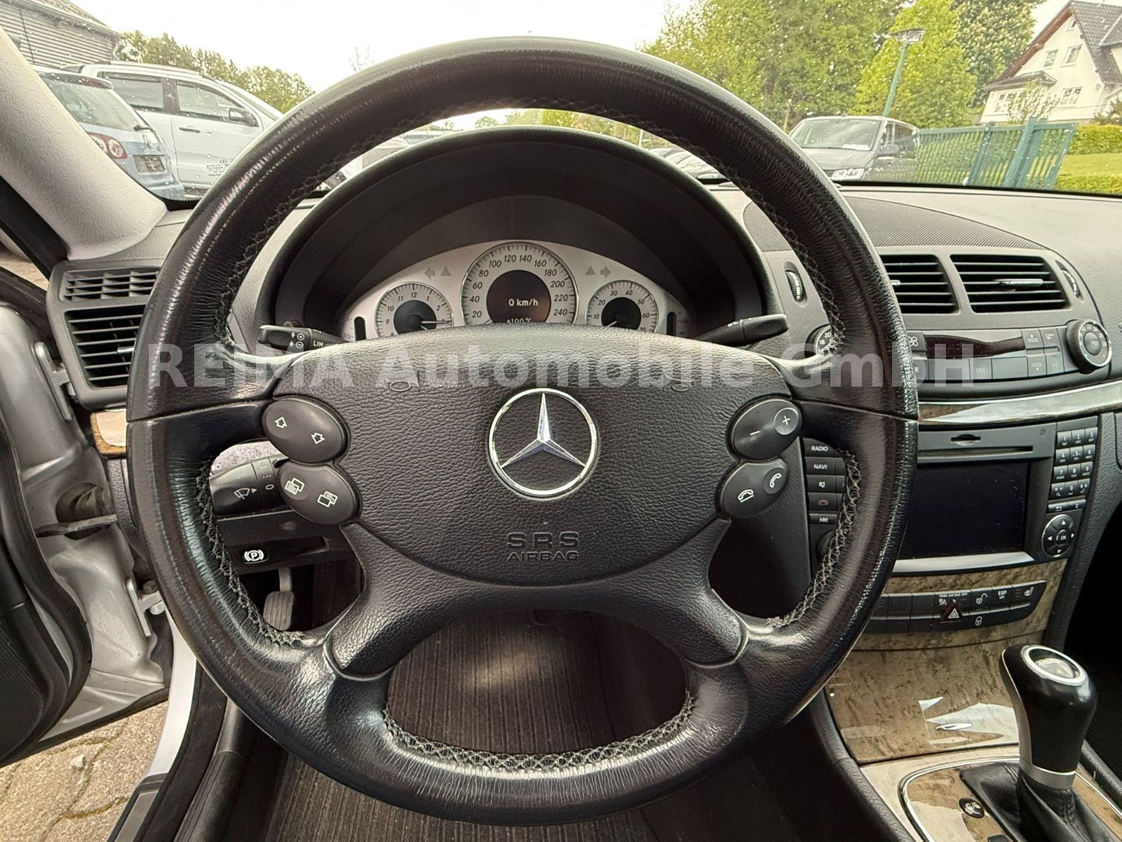 Fahrzeugabbildung Mercedes-Benz E 280  T-Modell Avantgard, ESSD, Leder, Xenon