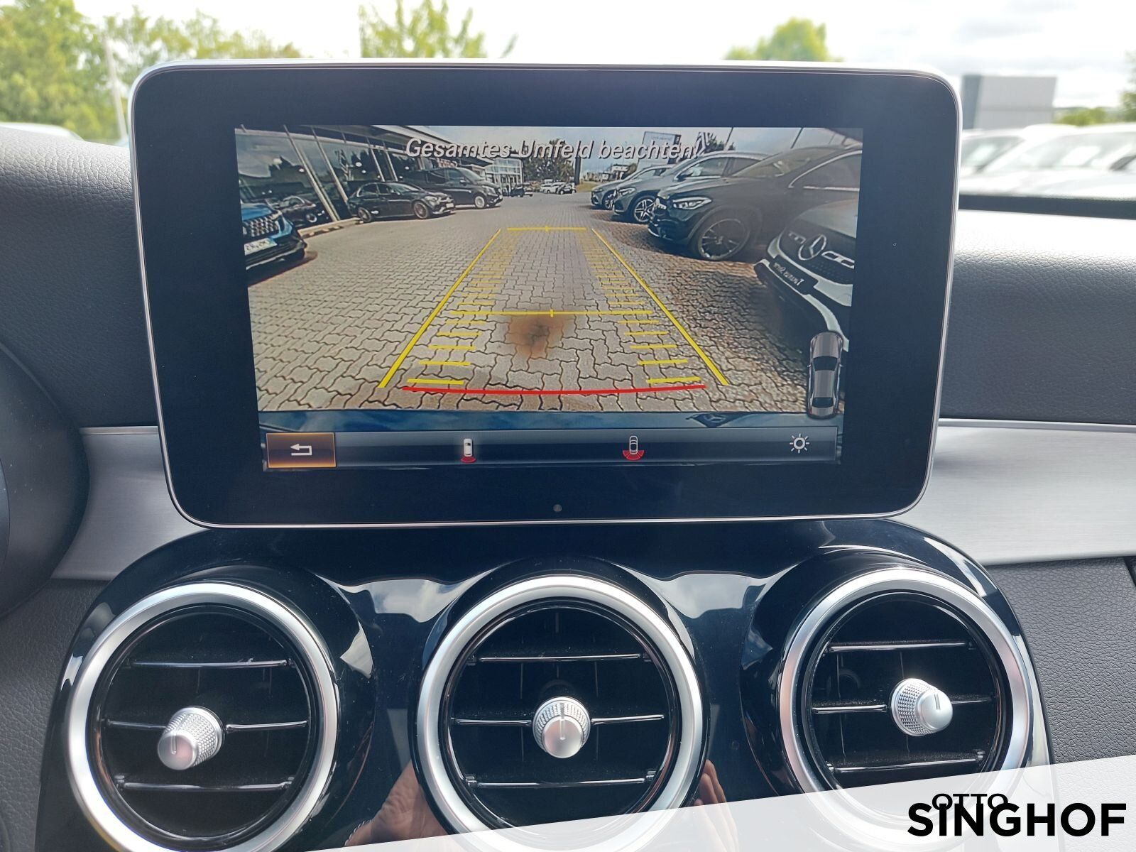 Fahrzeugabbildung Mercedes-Benz C 200 Avantgarde +4matic+LED+Night+R-Kamera+SHD+