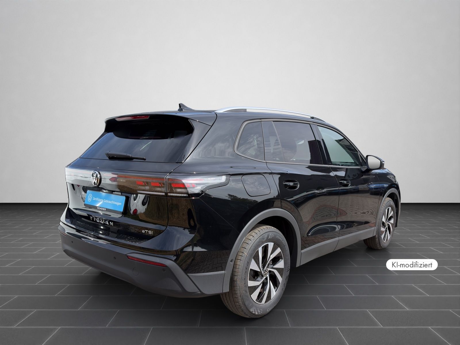 Volkswagen Tiguan Life 1.5 TSI DSG NAVI SHZ ACC ALU foto 2