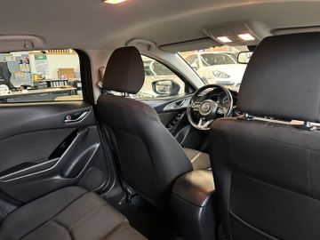 MYAUTOCENTER – Gebraucht- und Jahreswagen mit Werkstattservice in Pfaffenhofen Mazda 3 Lim. Exclusive-Line *LED*PDC*Klima*